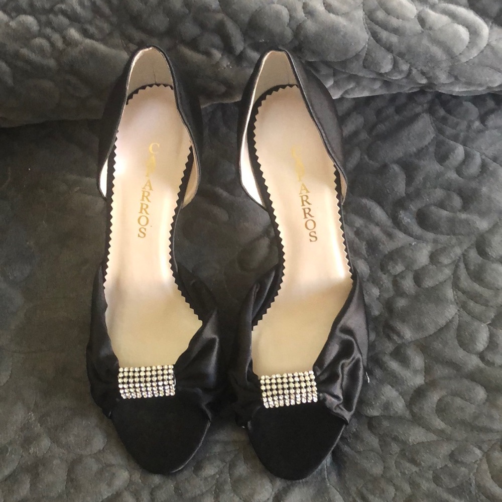 Caparros Sharelle slip on satin bling pumps sz 9.5